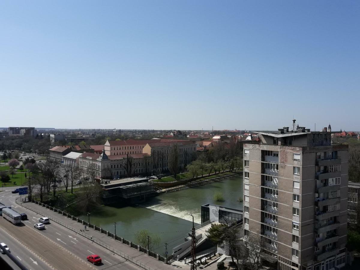 Ana'S Apartment Oradea Exterior foto